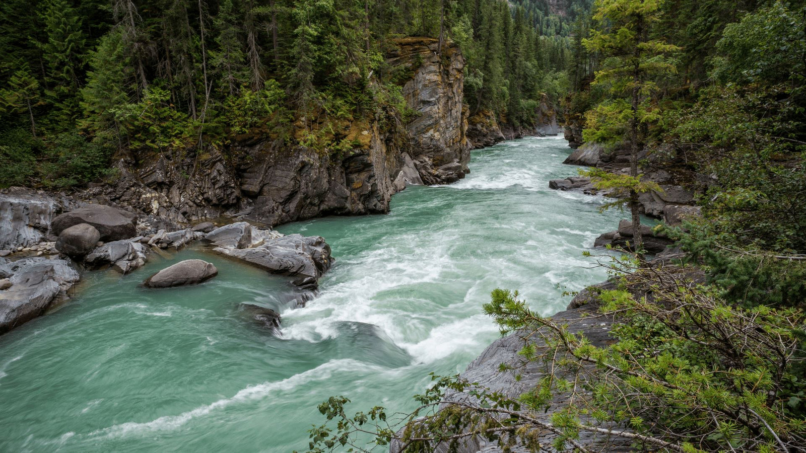 The 6 Best Hiking Trails in Canada